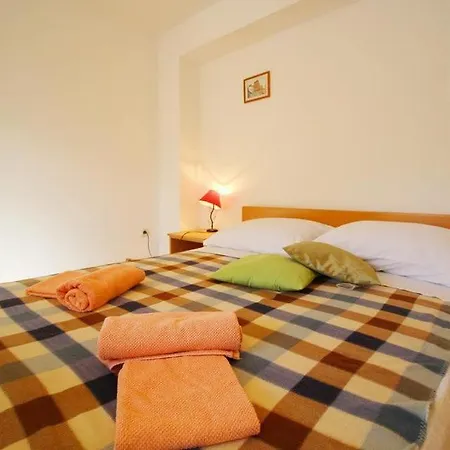 Apartment L&z *